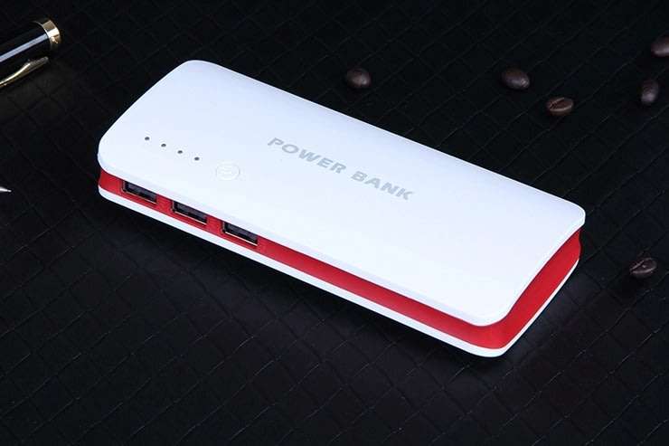 Universal 20 000mAh Power Bank Fast Charge.Assorted Colors