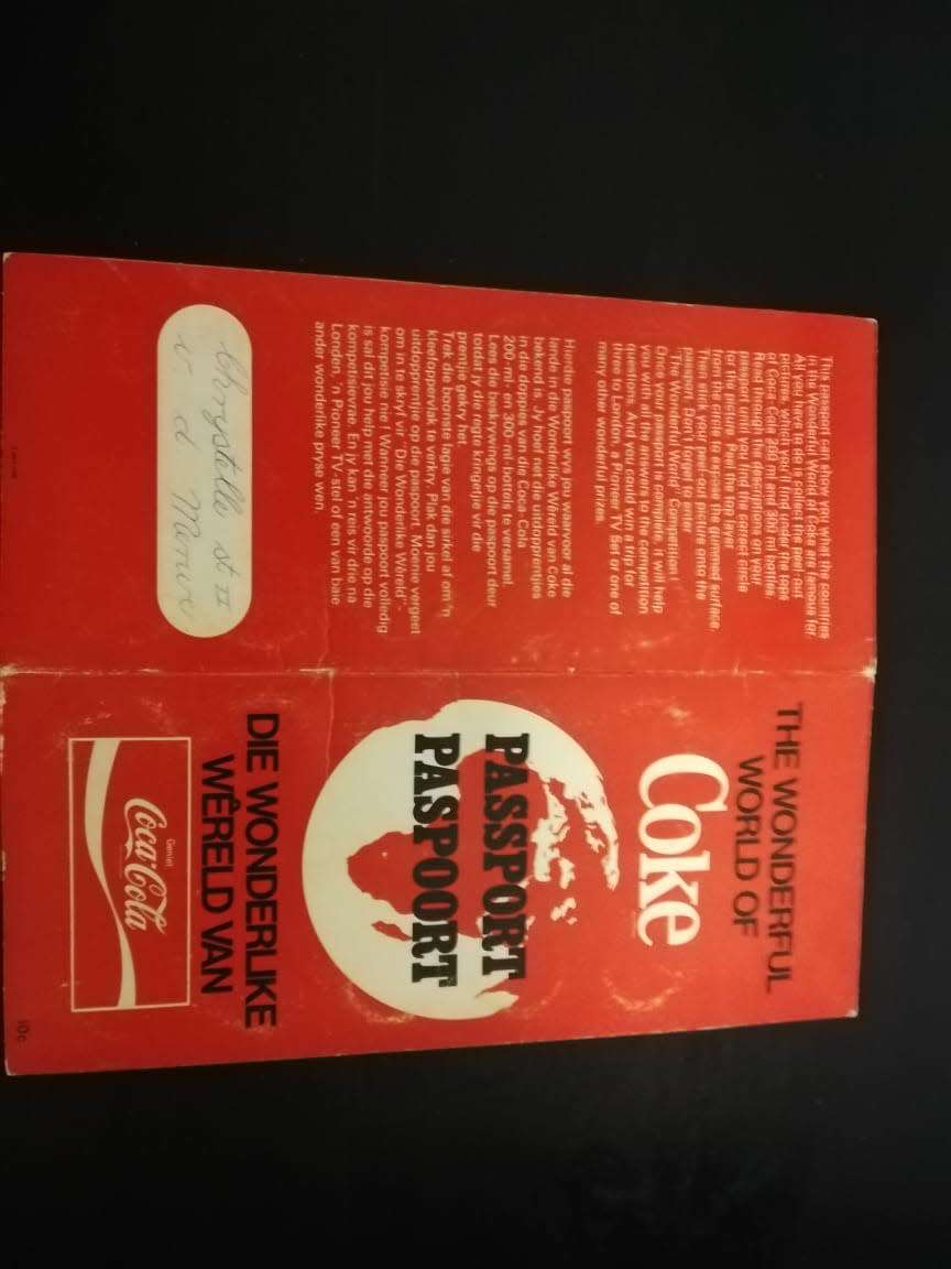 1975 Coks Cola Bottle top Liners Passport to the World and Treasure Island