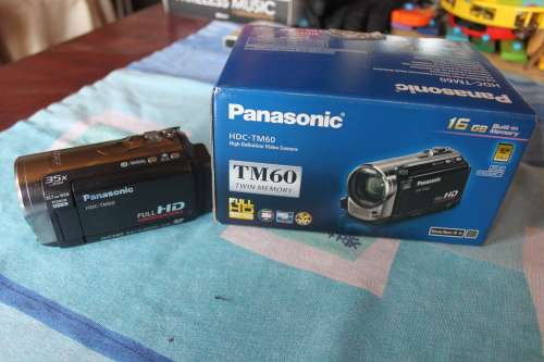 Panasonic TM60 HD video camera 16gb