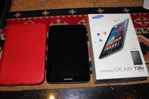 Samsung Galaxy Smartphone Tab 7 Plus with cover