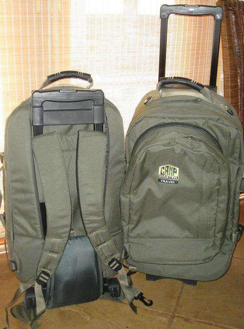 Camp Master Travel Roller backpack