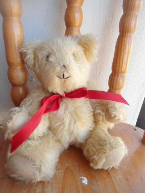 ANTIQUE TEDDY