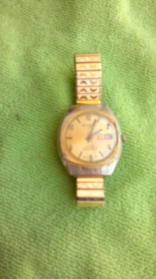 JOBLOT VINTAGE HORLOSIES,KORT AANDAG