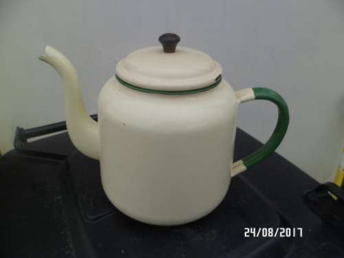 STUNNING GROOT ENAMEL KETEL GOEIE TOESTAND GEMERK H&H