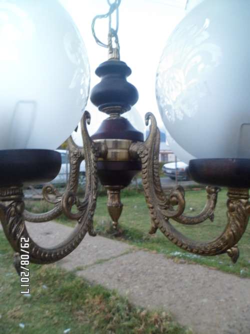 CHANDELIER THAT BELONGED TO THE WHALES&MARINE MUSEUM IN PAROW SELF COLLECT IN ROBERTSON.NO BOXING