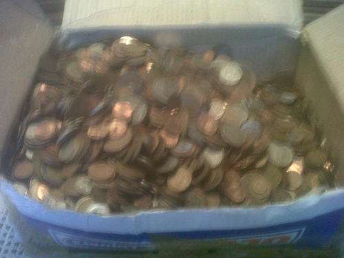 LATE ENTRY WOW COLLECTION OF 100 MIX UNSORTED WORLD COINS...BID IS PER COIN