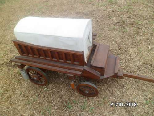 STUNNING AFRIKANA HANDGEMAAKTE OSSE WAE