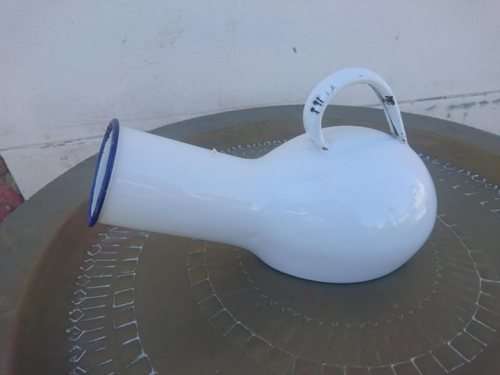 GOOD CONDITION ENAMEL HOSPITAL WARE