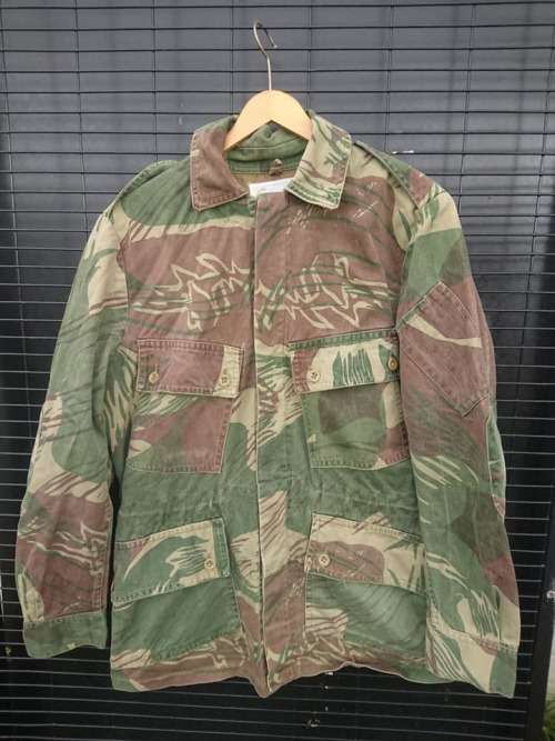 highly collectible,RHODESIAN Camouflage Jacket with rank number stamped,size M