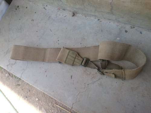 R4/R5 ASSAULT RIFLE BELT/SLING -- GOOD CLEAN ORIGINAL CONDITION