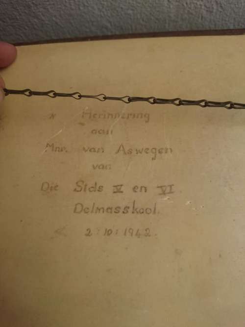 Lovely Africana piece, great condition