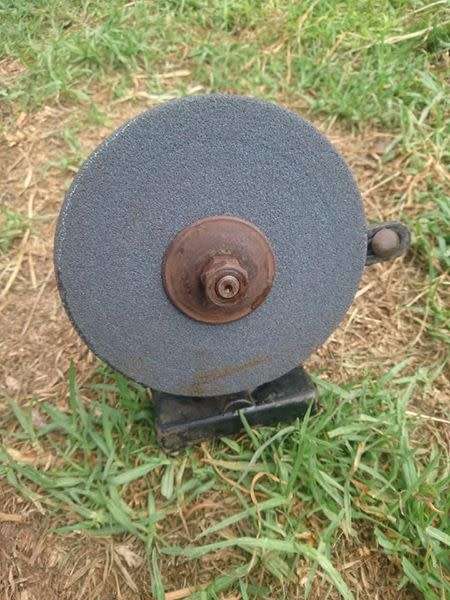 Vintage Westex hand crank grinder. Nice condition