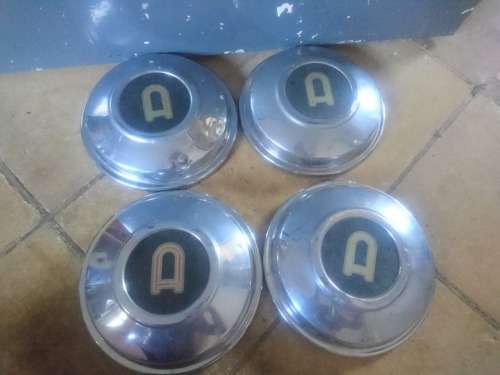 Chroom 12" Datsun wieldoppe