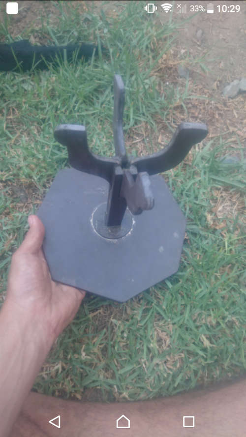 Amazing boer war POW find!!a small table made from stone by J.P.R.ROUX in bermuda 1901