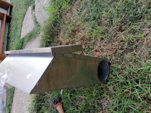 Stainless steel letterbox. Needs new6lovk. Key broke inside