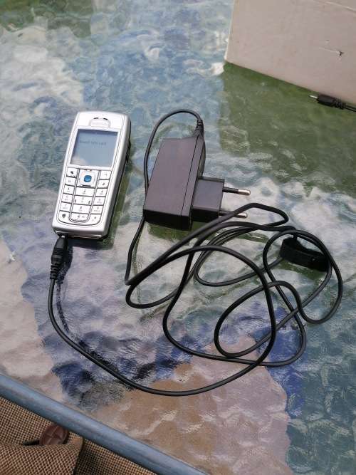 Nokia 6230i working