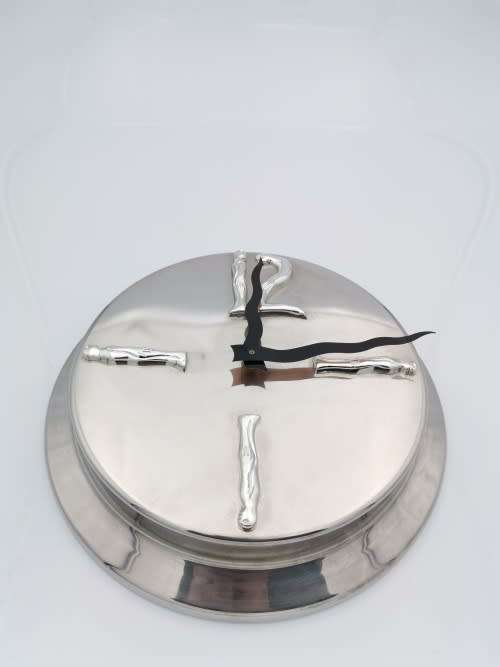 Wow working Carol boyes kitchen clock. Retail new for R2700