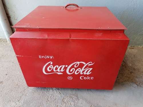 vintage Coca cola cooler box