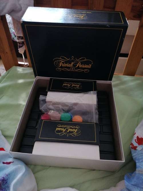 Vintage 1981 Original Trivial Pursuit Master Game Genus Edition Complete