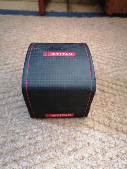 Titan watch box sale
