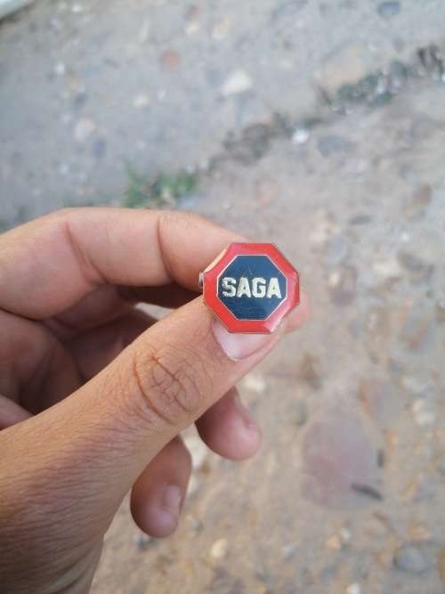 SAGA PIN/BADGE