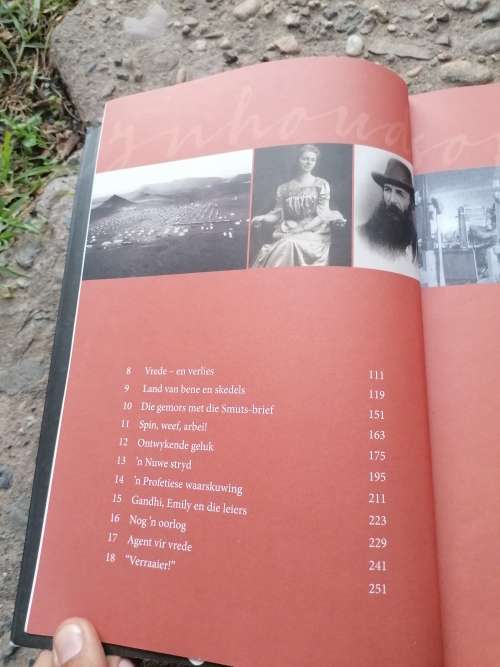 Emily Hobhouse: Geliefde verraaier by Elsabe Brits