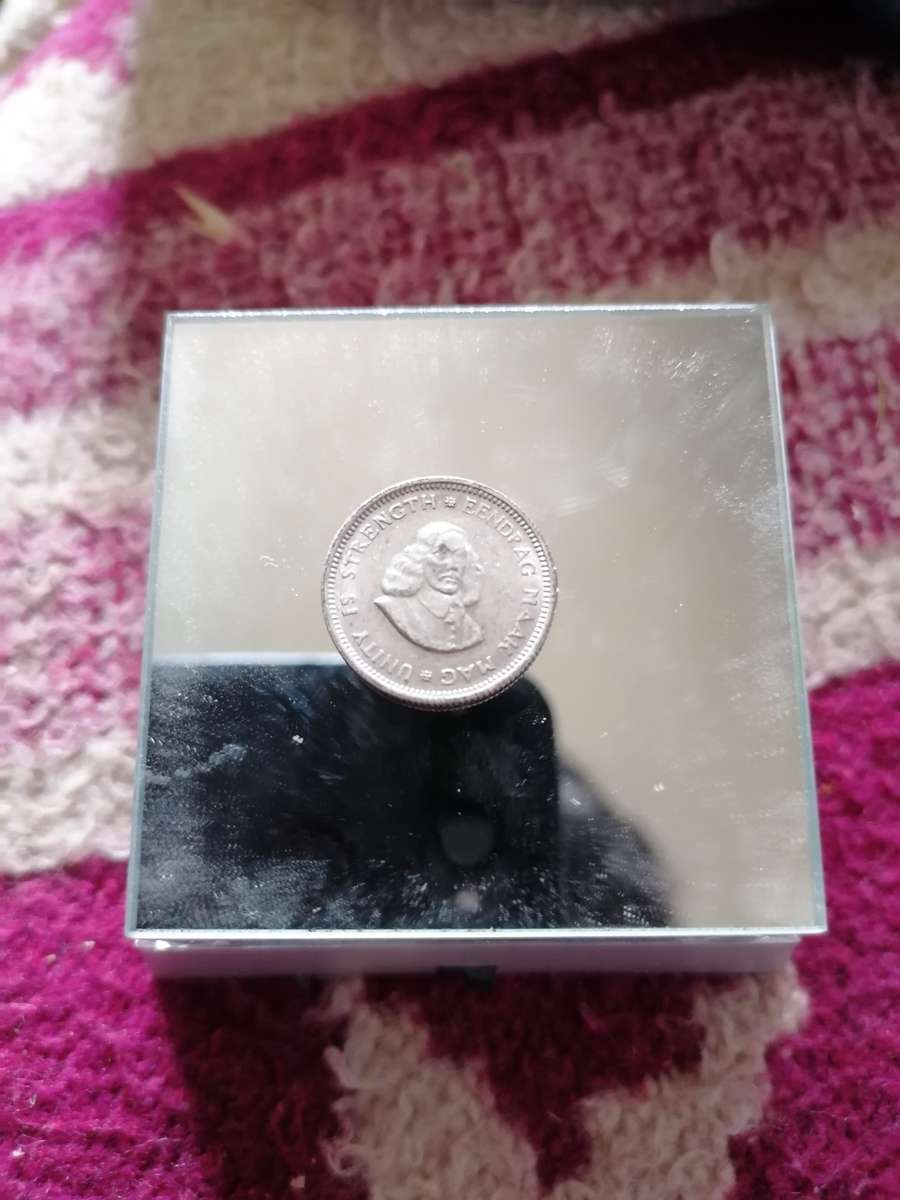 Silver south african 1964 5c