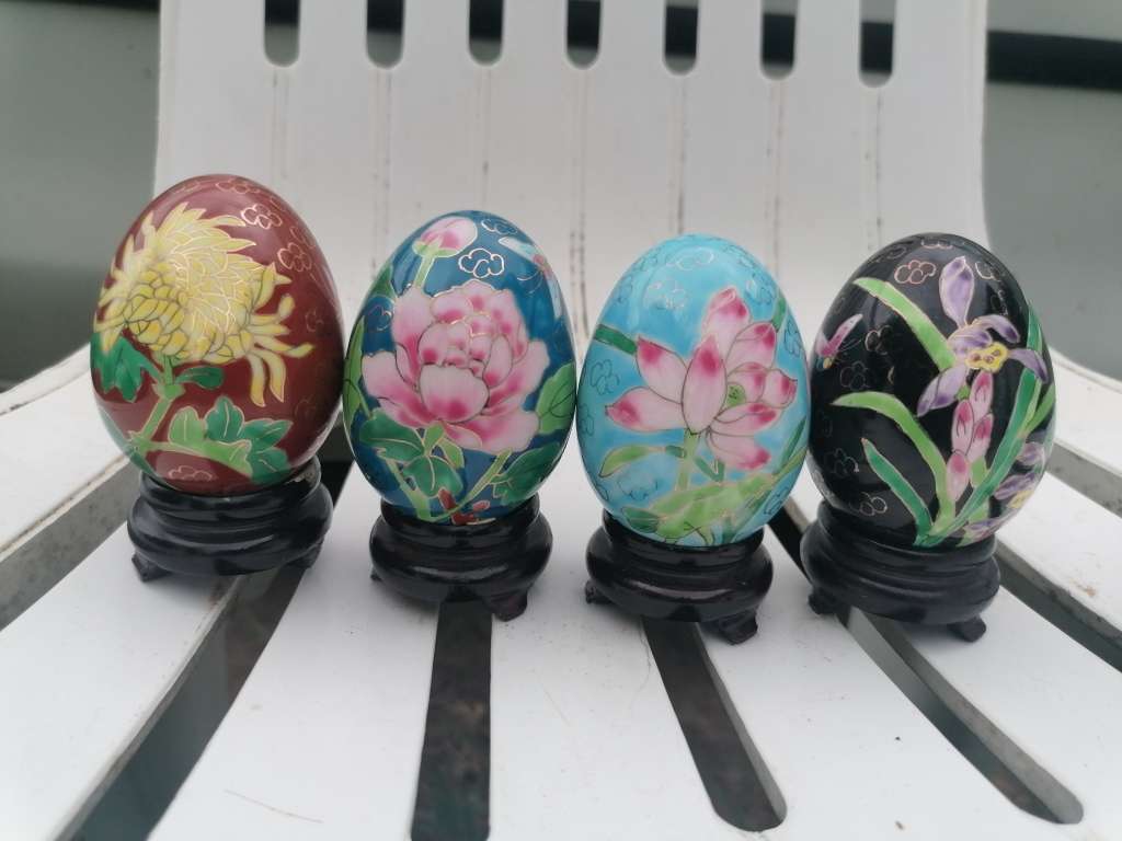 5 x small Chinese Cloisonne Enamel Eggs With Stands