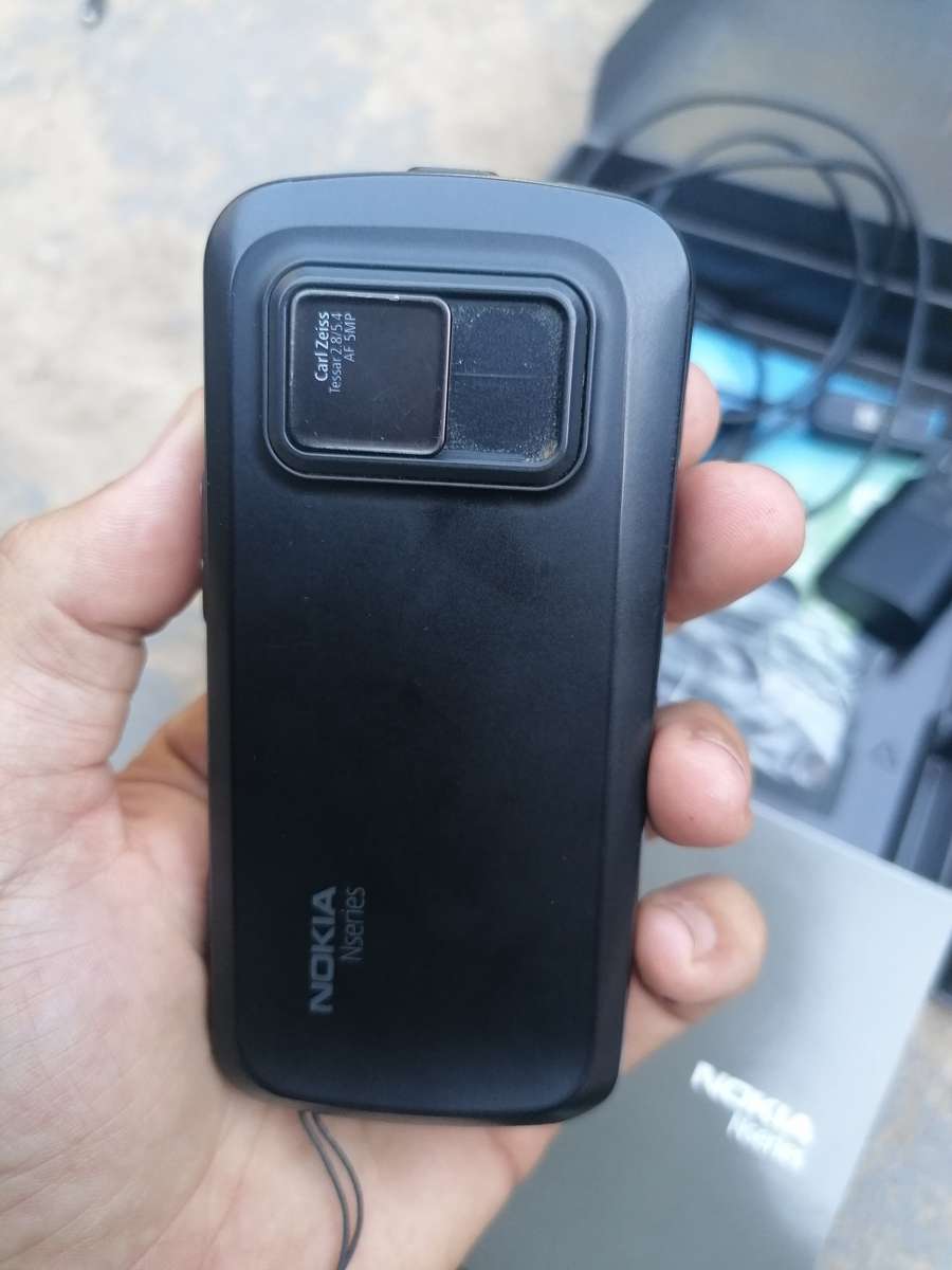Rare find a original NOKIA N97 cellphone with box