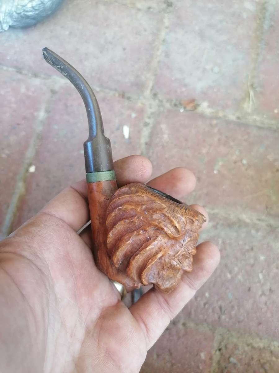 Vintage carved smoking pype condition as per picture