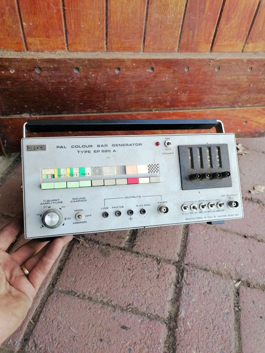 Decca Colour bar generator EP 685. Untested