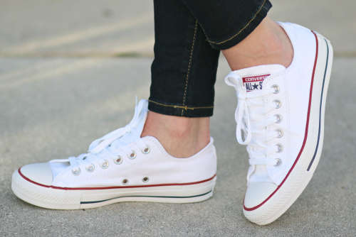 Black Friday Sale - 75% Off Gorgeous Girls Converse ALL STAR Low Rise ***