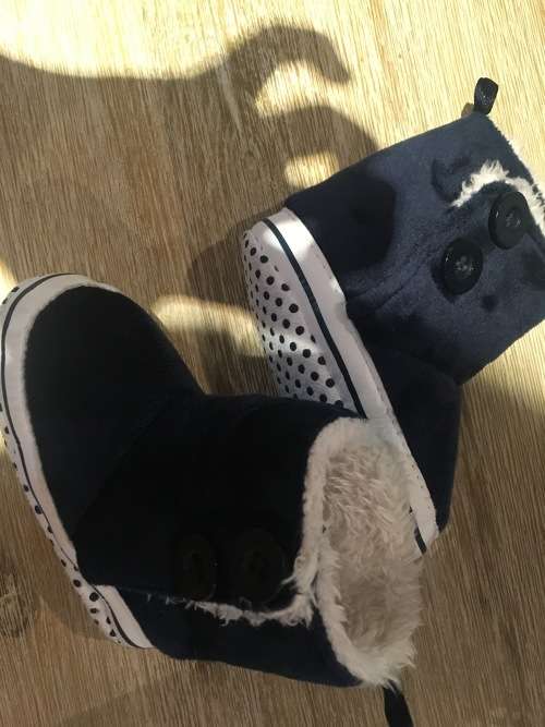 ***Last Chance - Crazy Sale Specials - Super Cute unisex boots ***