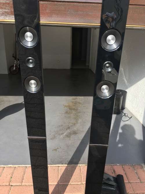 ***Warehouse Clearance : Samsung Home Theatre System***