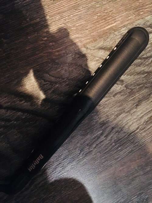 ***Black Friday Sale :  Babyliss Wet / Dry Ceramic Straightner***