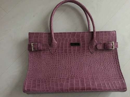 ***Black Friday Special - Stunning Leather Jimmy Choo Handbag***