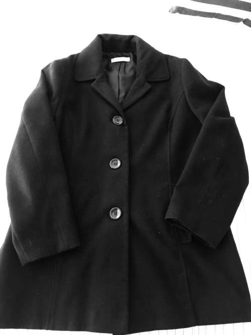***Last 1 Left - get 80% off Stunning Woolworths Winter Coats (Excellent Condition) ***