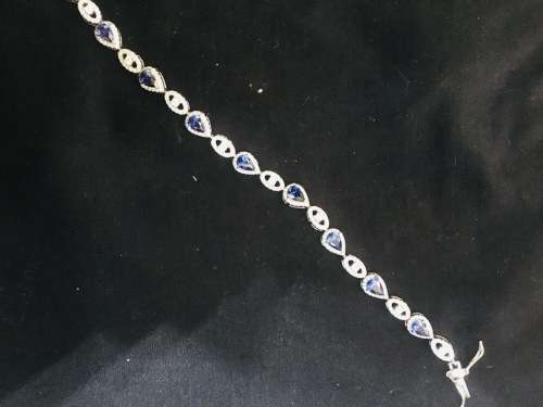 Sale Sale Sale : Stunning diamanté tennis bracelet