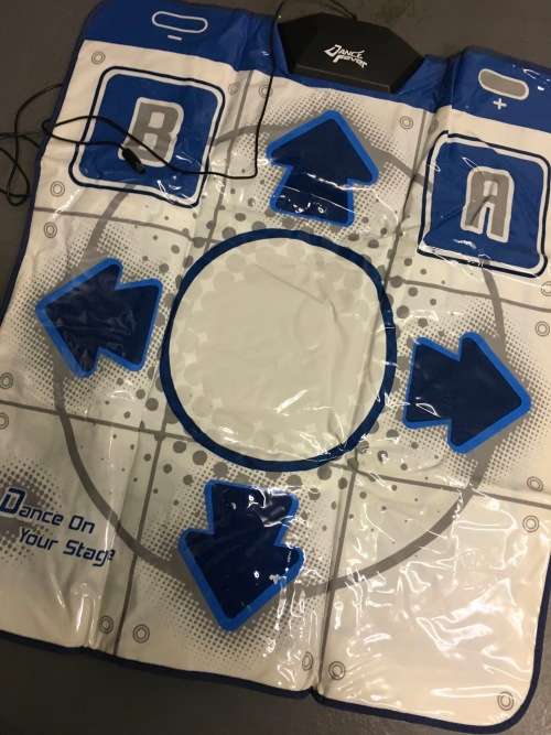 August killer deals : Anti slip Dance mat Revolution in excellent condition