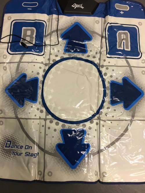 August killer deals : Anti slip Dance mat Revolution in excellent condition