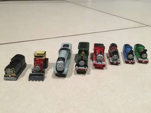 Pre black Friday Deals - 8 Mini Thomas Trains on Sale