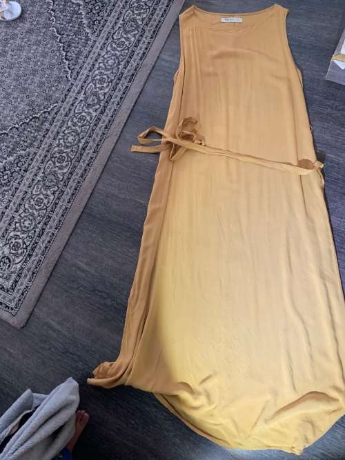 **March Madness: Lovely Ladies Dress on Sale**