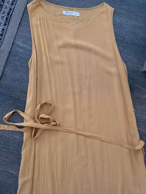 **March Madness: Lovely Ladies Dress on Sale**