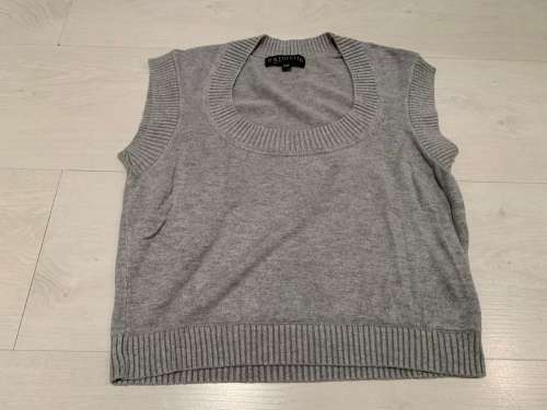 **75% Off April Deals : Stunning Sleeveless Jersey Top**