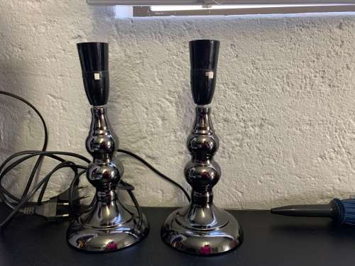 **75% Off Warehouse Clearance Sale : Classic Metal Pack of 2 Matching Metallic Lampshade stands**