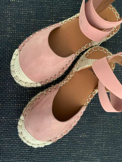 New Stock Unpacked : Girls Espadrills