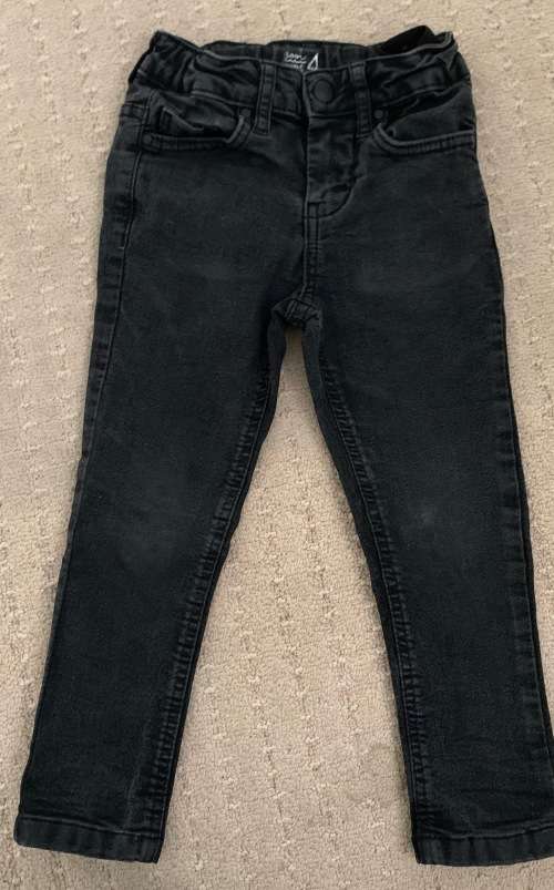 New Stock Unpacked : Stunning boys Woolworths Jeans
