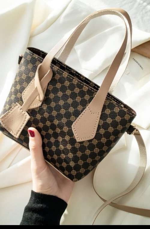 **Eid Gifting Made Easy - Stunning fashion handbag**