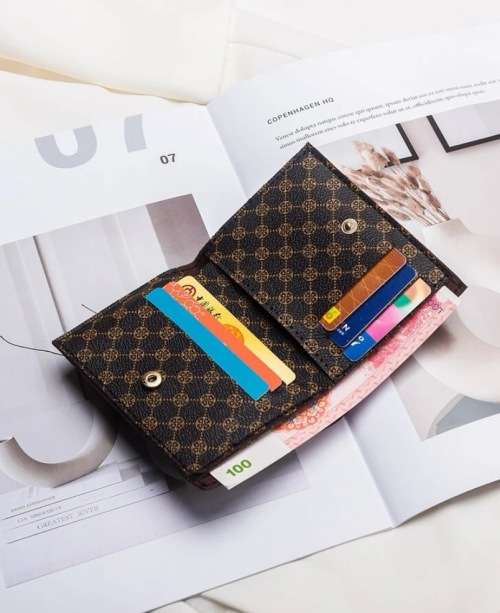 **80% Off Mothers Day Gifs: Textured Brown Purse**