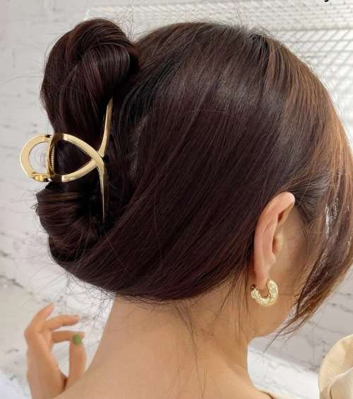 **Womens Month Specials : Pretty Metal Hair Claws**